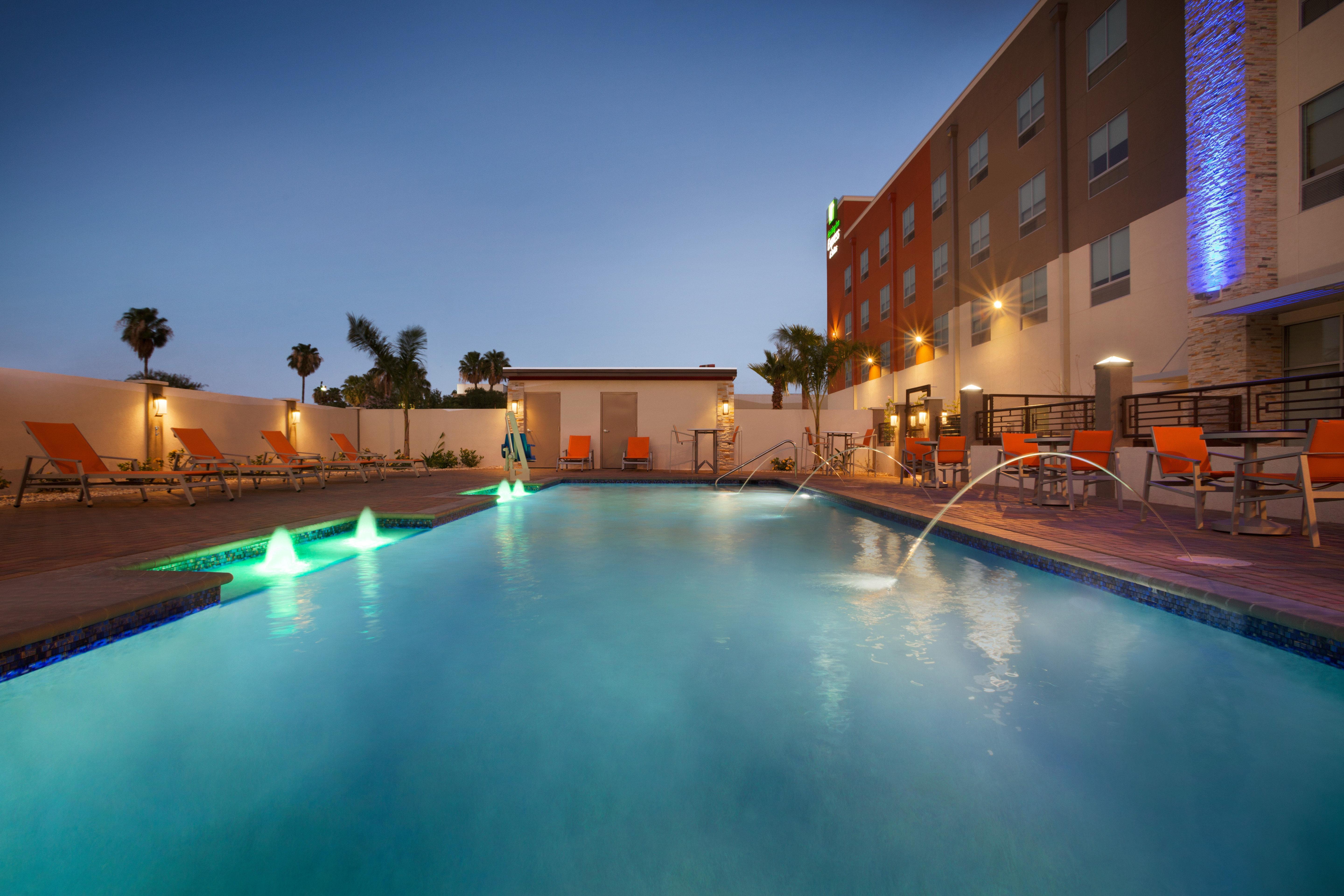Holiday Inn Express & Suites - Mcallen - Medical Center Area By Ihg Εξωτερικό φωτογραφία